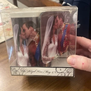 Royal Kiss Mug & Coaster Prince William and Catherine Kate Middleton Elgate Co. - Picture 1 of 5