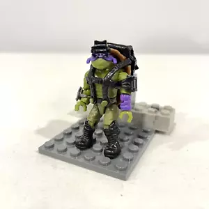 MEGA BLOKS TMNT OUT OF THE SHADOWS DONNIE FIGURE FROM BATTLE TRUCK DPF82 2015 - Picture 1 of 5