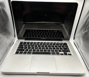 Apple MacBook Pro 13" i5 2.30 GHz 4GB 250GB HD (Early - 2011) Works!!! - Picture 1 of 7