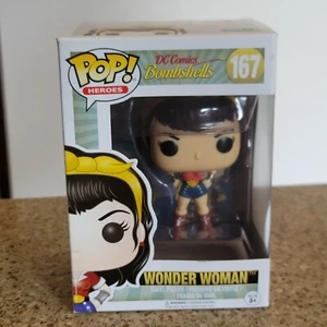 Funko Pop Heroes DC Comics Bombshells #167 Wonder Woman - Minor Box Damage - Picture 1 of 12
