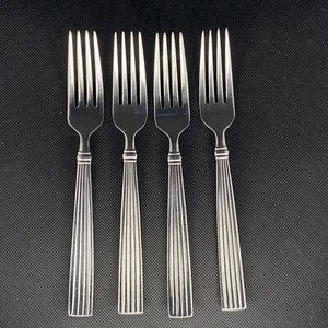 Reed & Barton CRESCENDO Edelstahl 7 1/2" Tafelgabeln 4er Set - Bild 1 von 3
