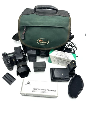 Konica Minolta DiMAGE Super Fine EVF A2 Digital Bridge Camera Lot + Battery Grip - Image 1 of 4