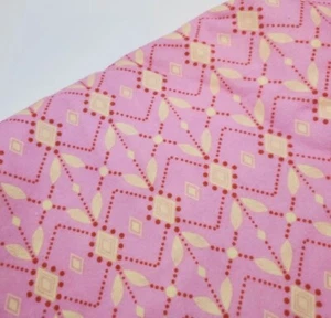 Anna Maria Horner Flannel Fabric Folksy Flannel Diamond Pink Quilt FAT QUARTER - Picture 1 of 1