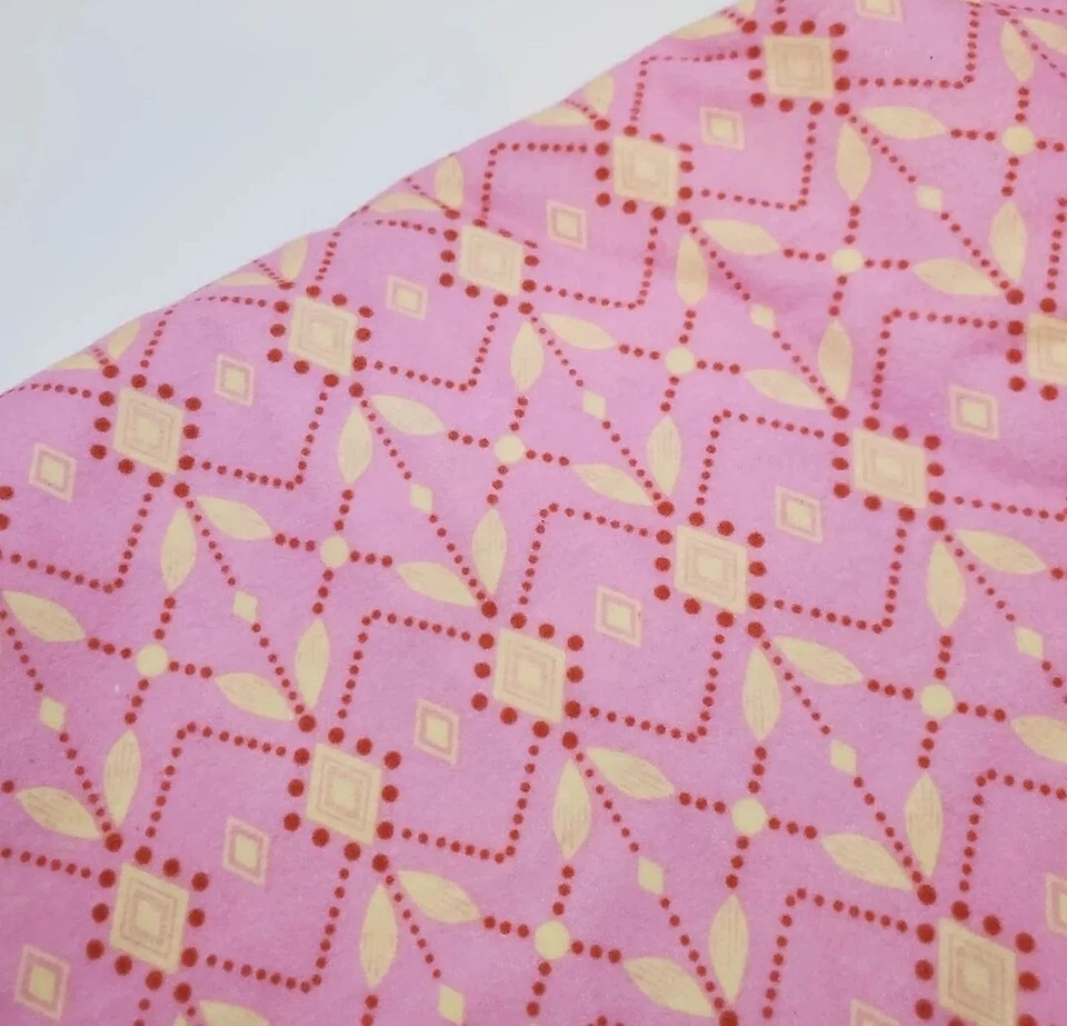 Anna Maria Horner Flannel Fabric Folksy Flannel Diamond Pink Quilt FAT QUARTER - Image 1 of 1