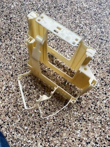 2001-2005 BMW 325i ENGINE TRANSMISSION COMPUTER BRACKET OEM - Picture 1 of 5
