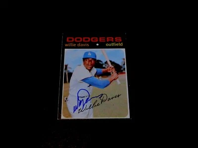 Willie Davis 1971 Topps #585 Autographed LA Dodgers Card Vintage '70s Auto Tough - Image 1 of 2