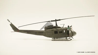 scale model  Huey UH-1H helicopter Lebanese Air Force pro built kit 1:48 scale - Immagine 1 di 4