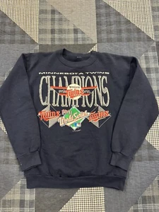 Vintage Faded 1991 Minnesota Twins World Series Champions Sweatshirt Mens Sz M - Picture 1 of 8