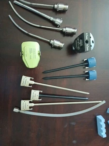 Intuitive Surgical Da Vinci Roboterinstrumente mit einem Standort und Tablett - Bild 1 von 8