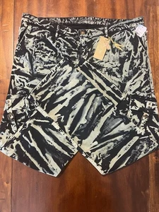 Neu mit Etikett Robin's Jeans Cargohose Schnalle grün Tornado Camouflage 42 Predator Serie - Bild 1 von 11