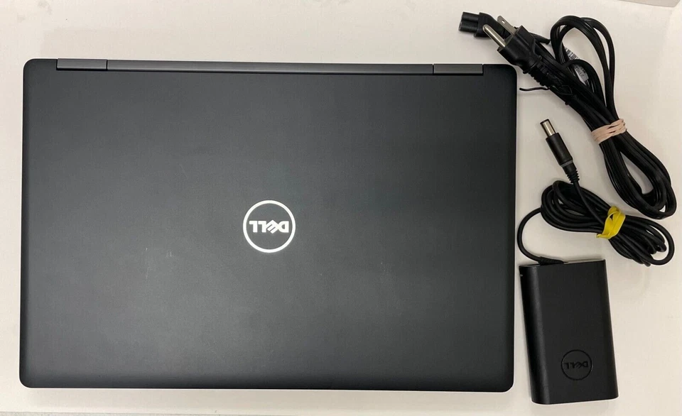 Dell Latitude 5580 15.6" Intel i5 i5-7300U 8GB 128GB Windows 10 Pro Foto 1 de 4