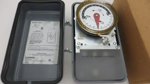 Paragon 42011-20 Mechanical Time Switch - Picture 1 of 2