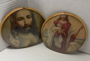 2 Vintage JESUS CHRIST SACRED HEART & SHEPHERD 6” Convex Bubble Frames - Afbeelding 1 van 13