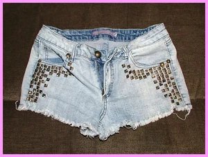 Boom Boom Jeans Mini Shorts Juniors Sz 9 Silver Square Accent Frayed Hem - Picture 1 of 3