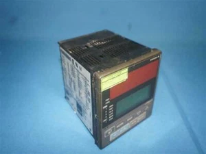 Yokogawa UP550-00 UP55000 Programmable Controller w/ breakage - Picture 1 of 8