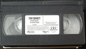 TONY BENNETT LIVE BY REQUEST - AN ALL STAR TRIBUTE - VHS EX CONDITION - Imagen 1 de 2