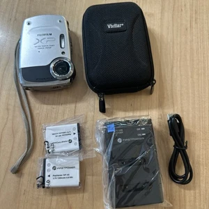 Fujifilm XP20 FinePix Digital Camera Water Shock Dust Proof Complete Battery - Picture 1 of 6