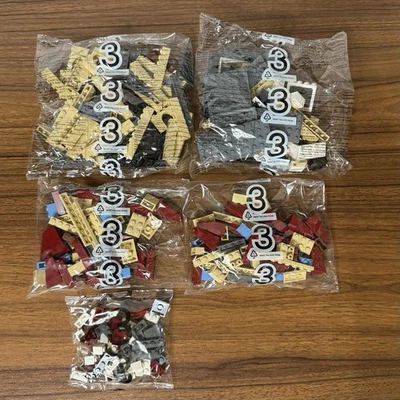 Lego 10182 Cafe Corner Roof 3rd Floor 5 Sealed Bags out of 9 -Incomplete set - Image 1 of 4