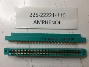 225-22221-110 AMPHENOL 22522221110 STECKER 44PIN DURCHGANGSLOCH 1 EINHEIT - Bild 1 von 1