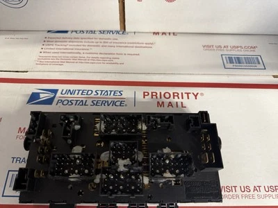 Fuse Box Panel Fits Volkswagen Vanagon Golf Jetta GTI 1986-1991 - Image 1 of 4