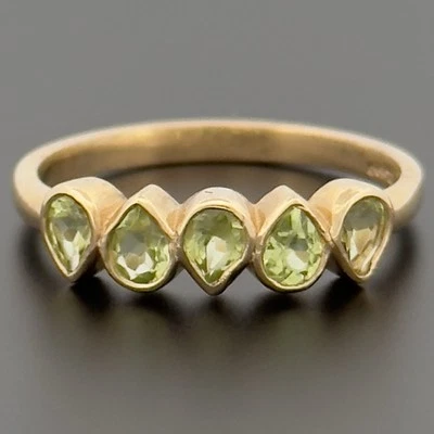 9ct Yellow Gold Peridot Eternity Ring Size O 1/2 Hallmarked - Image 1 of 4