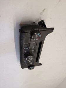 2014 2015 Chevrolet Malibu Temperature Control Panel 23465800 - Picture 1 of 12