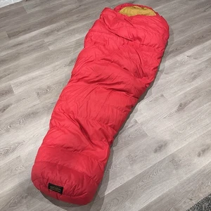 Sacco a pelo vintage Eddie Bauer rosso premium piuma d'oca mummia 80x30 campeggio escursione - Foto 1 di 20
