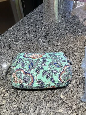 VERA BRADLEY RETIRED FAN FLOWERS LARGE COSMETIC. NWOT. Shades Of GREEN/GRAY/BLUE - Image 1 of 4