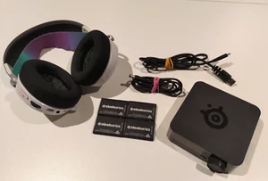 SteelSeries Arctis Pro Wireless Headset - White - 4x Batteries - Cracked Frame - Picture 1 of 6