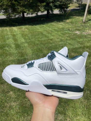 Taglia 9 Air Jordan 4 verde retrò ossidato
