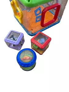 Fisher Price Peek A Boo Bloque Forma Clasificador Bebé Sonidos Musicales Cubo PARA REPARACIÓN - Imagen 1 de 12