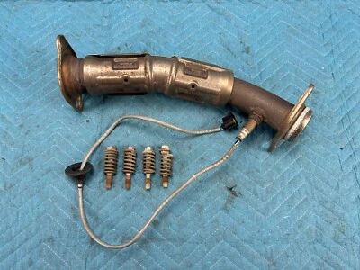 Tubo de escape delantero Mitsubishi Outlander 2,4 L tracción delantera con sensor de oxígeno 2014-2020 OEM Foto 1 de 4