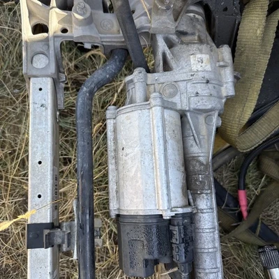 BMW 528xi 2012 a 2016 AWD dirección asistida delantera cremallera y piñón R2064 Foto 1 de 3