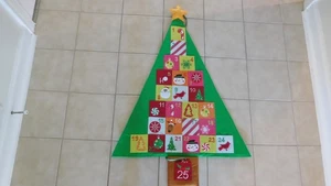 Vintage LARGE Multi Color Pocket Bag Felt Advent Calendar Christmas Tree - Picture 1 of 4