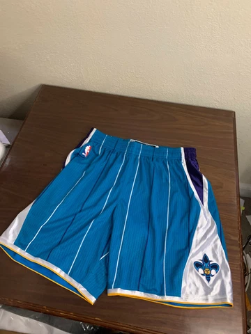 NBA New Orleans Hornets Basketball Game Issued Shorts adidas Size XL+0 Cover