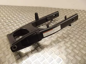 Suzuki SFV 650 Gladius 2011 # swing arm 2009 2010 2012 2013 2014 2015 - Picture 1 of 5