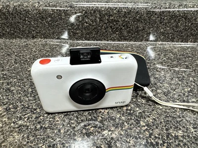 Polaroid Snap Instant 10MP Digital Camera | Model POLSP01 White No Cord - Image 1 of 4
