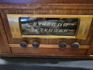 General Electric GE Multiband Tube Radio works, modern speakers bakelite knobs - Picture 1 of 17