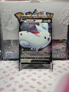 Togekiss V Vivid Voltage 140/185 - Picture 1 of 2