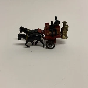 1960's LESNEY MATCHBOX LONDON FIRE BRIGADE HORSE DRAWN FIRE TRUCK-BLACK HORSES - Picture 1 of 9
