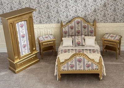 Dolls house 1/12 scale lovely handmade gold bedroom set. - Image 1 of 4