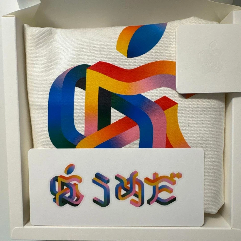 Apple Store Osaka Umeda Opening Limited Novelty Set Tote Bag Pins Sticker 2025 - Image 1 of 4