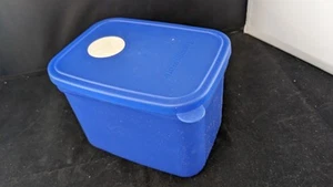 Tupperware Swing-lid Container 1 litre  2792 With Lid 4155 - Picture 1 of 3