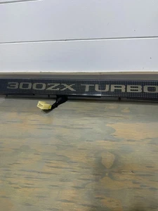 1984-86 Nissan 300ZX Turbo Trim Garnish Center Tail License Plate Light Z31 - Picture 1 of 8