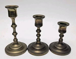 Vintage Set of 3 Solid Brass Candlestick Holders w/ Round Base Hong Kong - Picture 1 of 11