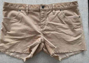 Carve Designs tan corduroy Women's Size 14 Raw Hem 4" Chino Shorts zipper Fly - Picture 1 of 6