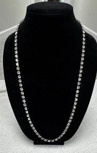Collana Vintage Tennis Cristallo Strass Scintillanti Tono Argento 30" - Bellissima - Foto 1 di 14