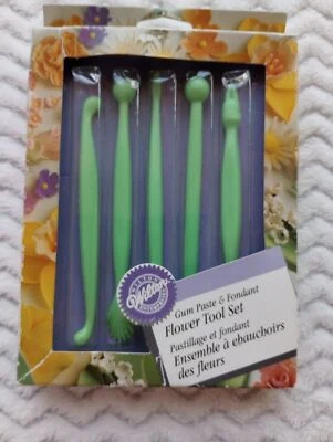 Wilton nib gum paste and fondant flower tool set cake decorating - Image 1 of 4