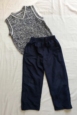 Chaleco Esprit para niños + pantalones deportivos azul marino talla 7 Foto 1 de 4