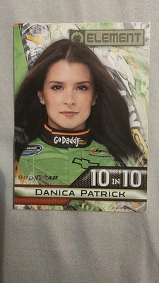 Danica Patrick 10 en 10 Inserto 2010 Press Pass Element Racing Nascar Foto 1 de 2